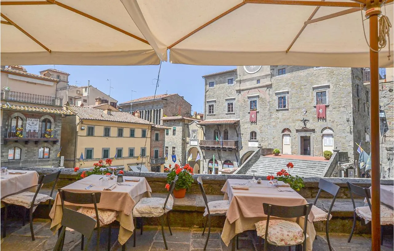 Awesome Home In Cortona With Wifi